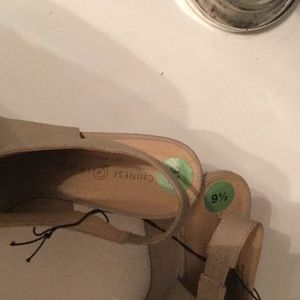 chinese laundry wedges